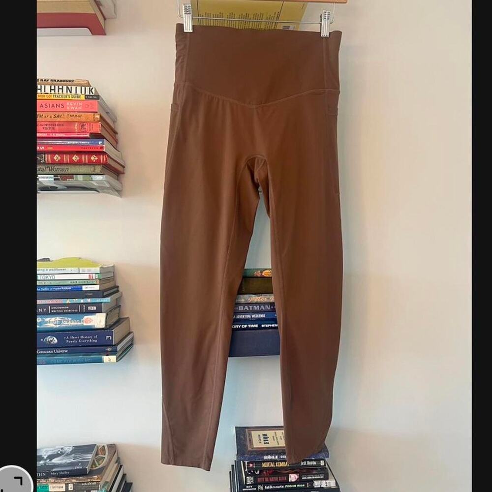 Halara UltraSculpt™ High Waisted Tummy Control Pocket Shaping Leggings Size M